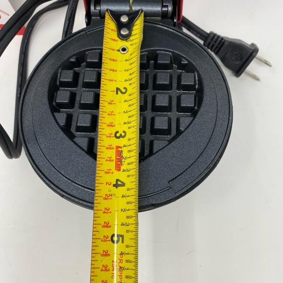 Dash Red Mini Heart Waffle Maker - Picture 9 of 10